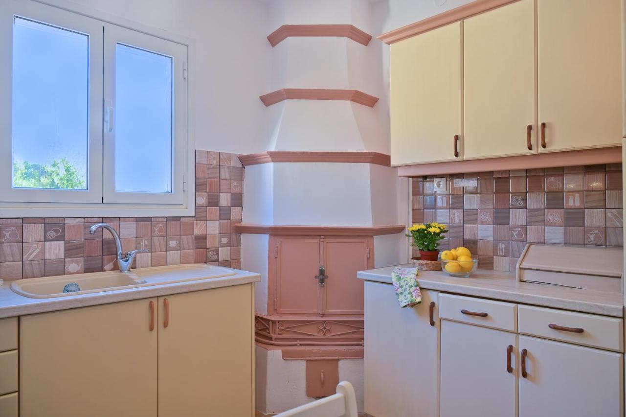 Villa Ireni Waterfont Фіскардо Екстер'єр фото