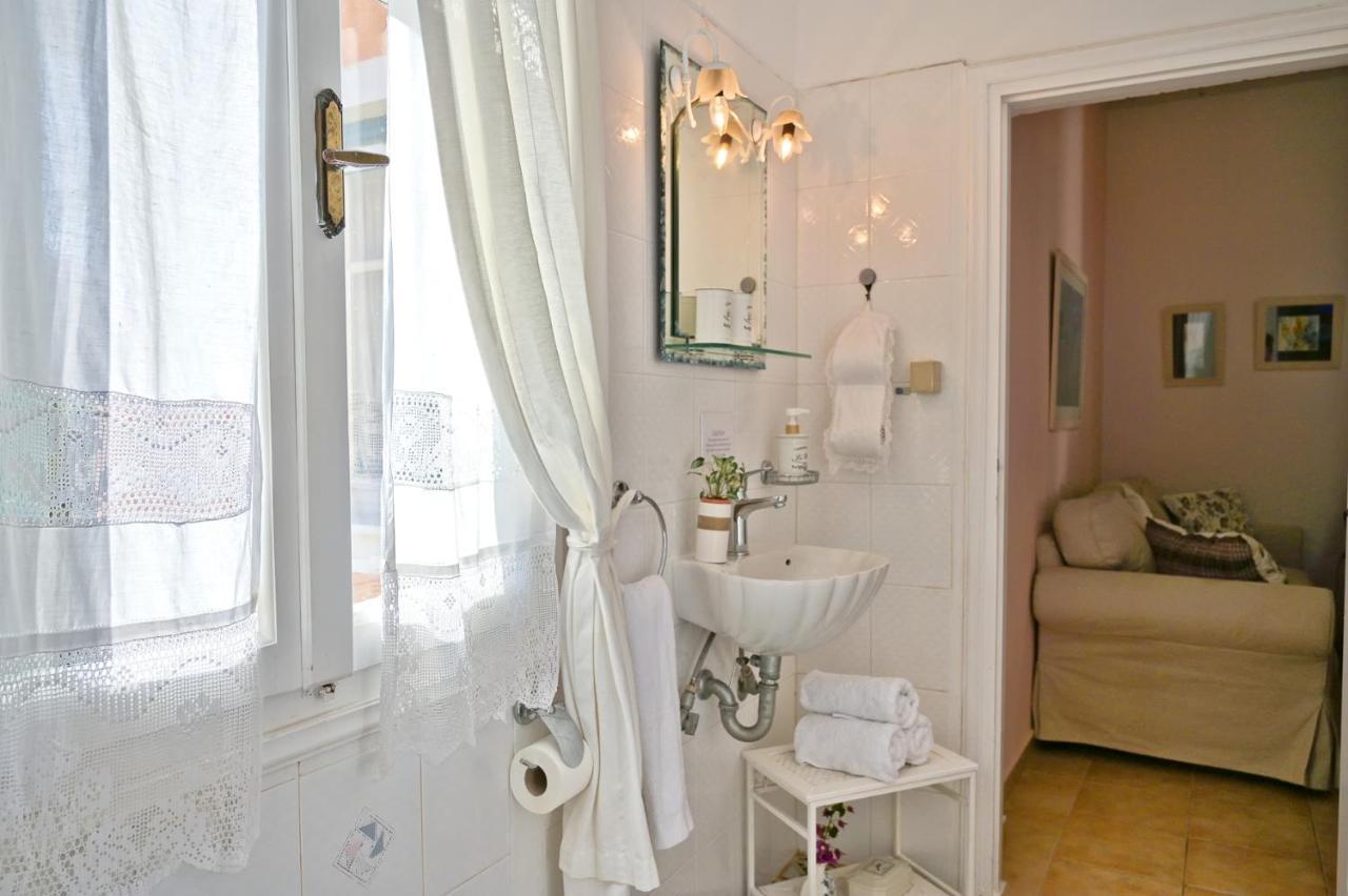 Villa Ireni Waterfont Фіскардо Екстер'єр фото