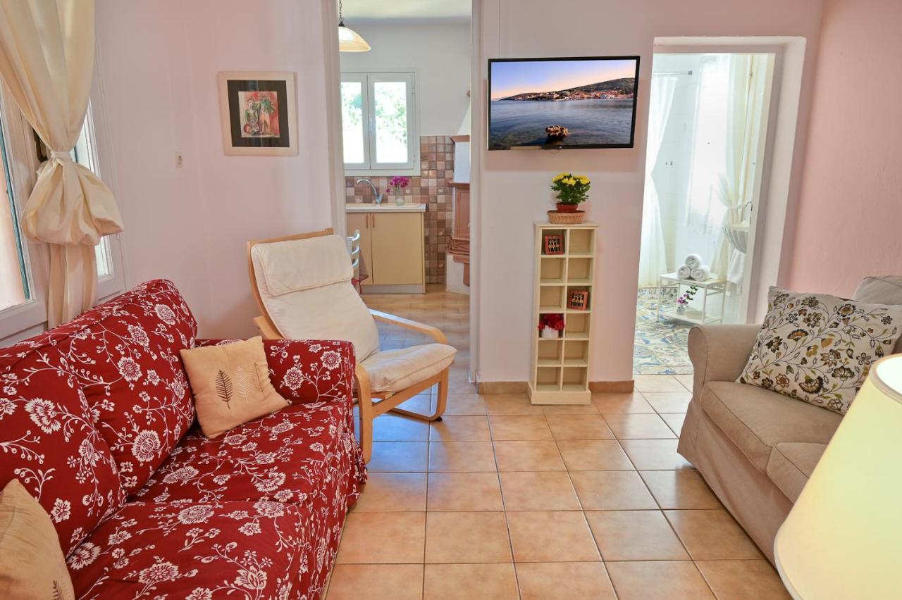 Villa Ireni Waterfont Фіскардо Екстер'єр фото